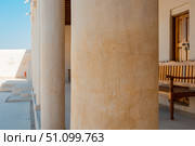 Ras Al Khaimah, UAE – 14.04.2025: The desert coastal town (ghost town) of Jazeera Al Hamra includes a fort, three schools, an open-air market and mosques nestled between hundreds of villas. Стоковое фото, фотограф Feruza Tashmetova / Фотобанк Лори