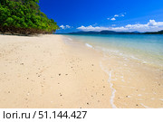 Beach with golden sand and sea. (2017 год). Стоковое фото, фотограф Емельянов Евгений Викторович / Фотобанк Лори