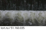 Падающая вода реки Пехорка. Стоковое видео, видеограф Дмитрий Неумоин / Фотобанк Лори