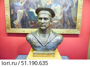Saint Petersburg, Russia - May 25, 2021: The famous Cruiser Aurora. Museum on board, bust of a sailor. Редакционное фото, фотограф Наталия Кирсанова / Фотобанк Лори