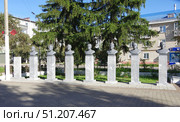 Курганская область, Катайск, ряд бюстов Героев Великой Отечественной войны. Редакционное фото, фотограф Алексей Иванов / Фотобанк Лори