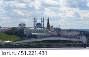 Russia, Kazan, August 26, 2025: panoramic view of the Kazan Kremlin and the embankment of the Kazanka River. Редакционное фото, фотограф Роман Дзюбало / Фотобанк Лори