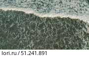 Top view of foamy waves on the ocean surface off the coast of Yucatan Mexico. Стоковое видео, видеограф Igor Tichonow / Фотобанк Лори