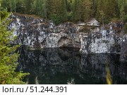 Russia. Summer landscape of the Ruskeala mountain park. The turquoise and marble canyon in summer. Russia, Republic of Karelia, village of Ruskeala. Стоковое фото, фотограф Photojuli / Фотобанк Лори