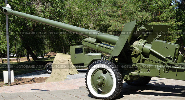 152 caliber howitzer. Стоковое фото, фотограф Владимир Галкин / Фотобанк Лори