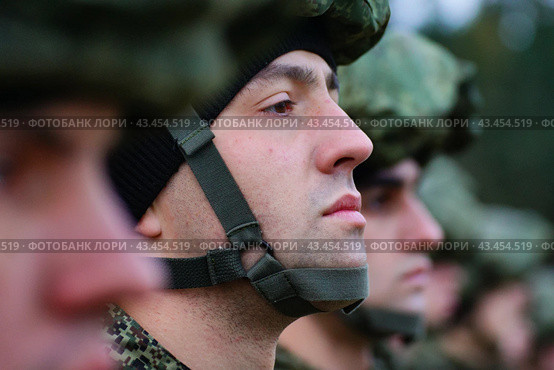 6 октября 2021 года на территории городских округов Клин, Истра и Волоколамск Московской области прошла ежегодная патриотическая акция «Марш кремлевских курсантов».6 октября 2021. Клин, Московская область, Россия. Редакционное фото, фотограф Артём Соболев / Фотобанк Лори