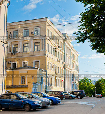 Администрация Нижегородского района. Улица Пискунова, 1. Нижний Новгород. Россия (2017 год). Редакционное фото, фотограф E. O. / Фотобанк Лори