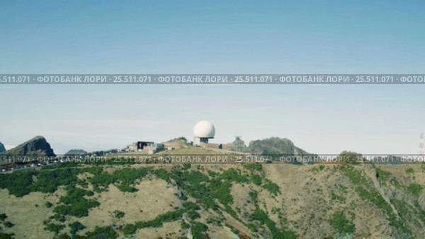 Aerial View Radar Located on the Top Mountain. Стоковое видео, видеограф Discovod / Фотобанк Лори