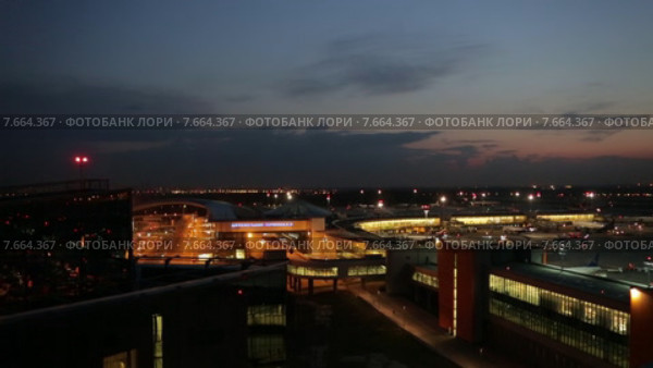 Аэропорт Шереметьево. Стоковое видео, видеограф Артем Шутов / Фотобанк Лори