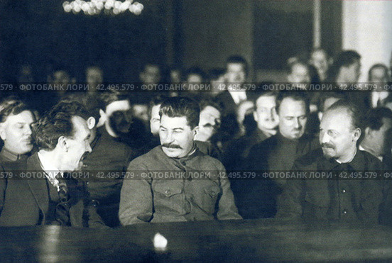 А.И. Рыков, И.В. Сталин и Н.И. Бухарин на XV съезде ВКП(б). Москва, декабрь 1927 год. Стоковое фото, фотограф Сергей Елизарьев / Фотобанк Лори