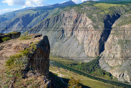Altai mountains over river Chulyshman valley Katu-Yaryk pass. Стоковое фото, фотограф Сергей Пристяжнюк (Serg Zastavkin) / Фотобанк Лори