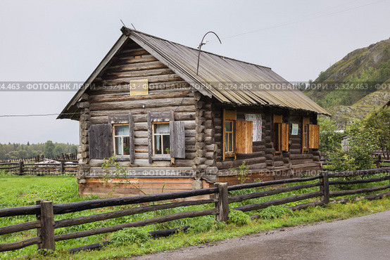 Алтай. Музей истории и культуры Уймонской долины. (2013 год). Редакционное фото, фотограф Gagara / Фотобанк Лори