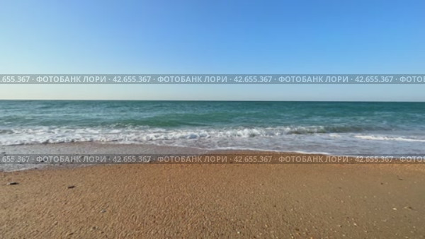 Анапа, Бугазская коса. Морский пейзаж, волны в ветреный день. Стоковое видео, видеограф Ирина Михайличенко / Фотобанк Лори