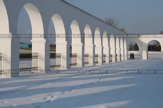 Аркада Гостиного Двора - Ярославово Дворище (Великий Новгород) (2009 год). Стоковое фото, фотограф Ярослава Синицына / Фотобанк Лори