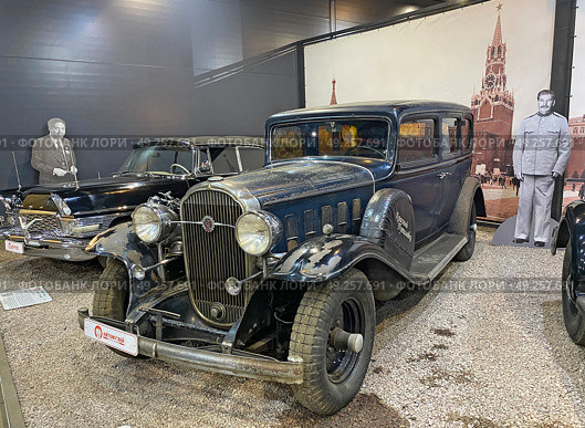 Автомобиль Л-1 ("Ленинград-1") - советский экспериментальный легковой автомобиль, выпущенный в 1933 году на заводе «Красный путиловец» в Ленинграде. Автомузей "Автомобили мира", Москва (2023 год). Редакционное фото, фотограф Мария Кылосова / Фотобанк Лори