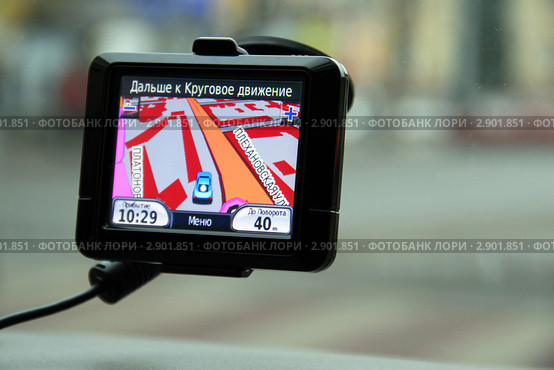 Автомобильный GPS навигатор в салоне автомобиля. Стоковое фото, фотограф Щеголева Ольга / Фотобанк Лори