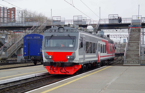 Автомотриса АЧ2-012, станция Шарташ, Екатеринбург (2019 год). Редакционное фото, фотограф Алексей Иванов / Фотобанк Лори