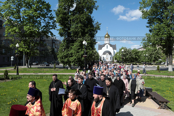 Балашиха, крестный ход в Дни Славянской письменности и культуры (2021 год). Редакционное фото, фотограф Дмитрий Неумоин / Фотобанк Лори