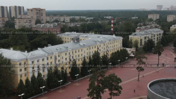 Балашиха панорама Парковой улицы (2021 год). Редакционное видео, видеограф Дмитрий Неумоин / Фотобанк Лори