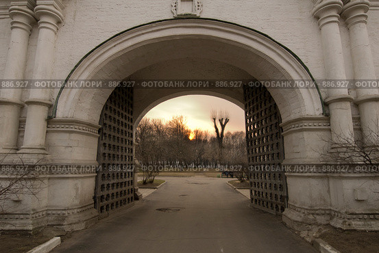 Белая Башня, Москва (2009 год). Стоковое фото, фотограф Лев Бирюков / Фотобанк Лори