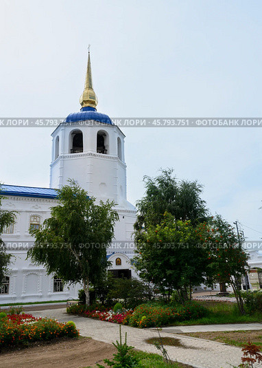 Bell tower of the medieval St. Odigitrievsky Cathedral in Ulan-Ude, Buryatia, Russia (2024 год). Стоковое фото, фотограф Сергей Фролов / Фотобанк Лори