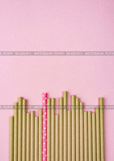 biodegradable paper straws copy space. Стоковое фото, агентство Ingram Publishing / Фотобанк Лори