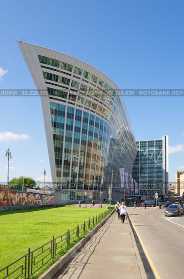 Бизнес-центр "Легион-III" (бывший "Китеж") в Москве, Россия (2017 год). Редакционное фото, фотограф Елена Коромыслова / Фотобанк Лори