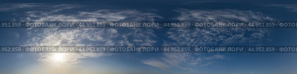Blue sky panorama with puffy Cumulus clouds. Seamless hdr pano in spherical equirectangular format. Sky dome or zenith for 3D visualization, game and sky replacement for aerial drone 360 panoramas. Стоковое фото, фотограф Вера Грабчук / Фотобанк Лори