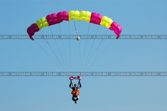 blue sky sport spring high. Стоковое фото, фотограф Daniel Schoenen / Smarterpix / Фотобанк Лори
