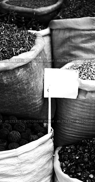 blur  in iran bazaar  old market spice ingredient for food exotic herb. Стоковое фото, агентство Ingram Publishing / Фотобанк Лори