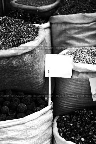blur  in iran bazaar  old market spice ingredient for food exotic herb. Стоковое фото, агентство Ingram Publishing / Фотобанк Лори