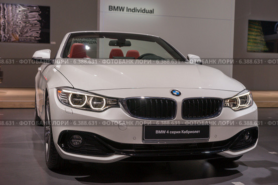 BMW 4 серии (кабриолет) (2014 год). Редакционное фото, фотограф Павел Лиховицкий / Фотобанк Лори