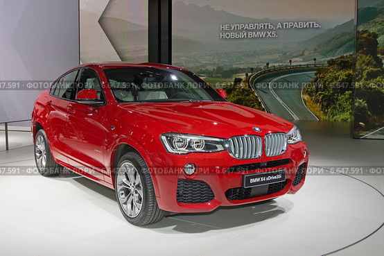 BMW X4 xDrive35i на ММАС 2014. Редакционное фото, фотограф Алексей Назаров / Фотобанк Лори