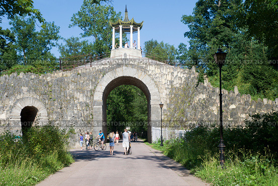 Большой Каприз. Город Пушкин (2010 год). Редакционное фото, фотограф Александр Щепин / Фотобанк Лори