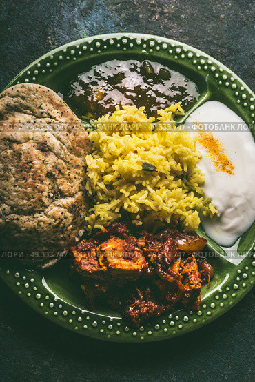 Bowl with traditional Indian foods, top view, close up. Стоковое фото, агентство Ingram Publishing / Фотобанк Лори