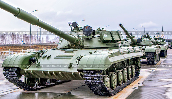 Бронетанковая техника. На открытой площадке музея военной техники «Боевая слава Урала». Верхняя Пышма. Свердловская область (2018 год). Редакционное фото, фотограф Сергей Афанасьев / Фотобанк Лори