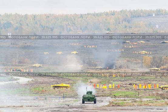 BTR-82A armoured personnel carrier (2013 год). Редакционное фото, фотограф Сергей Буторин / Фотобанк Лори