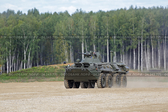 БТР-82а - российский бронетранспортер на Международном военно-техническом форуме "Армия-2016". Московская область, полигон "Алабино" Редакционное фото, фотограф Игорь Долгов / Фотобанк Лори