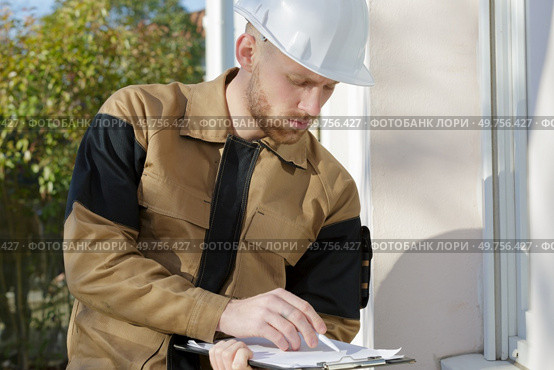 building project surveyor. Стоковое фото, агентство Ingram Publishing / Фотобанк Лори