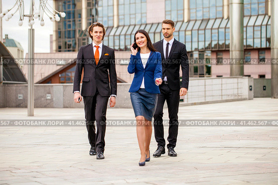 Business people outside office. Стоковое фото, фотограф Андрей Аркуша / Фотобанк Лори