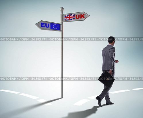 Businessman in Brexit concept - UK leaving EU. Стоковое фото, фотограф Elnur / Фотобанк Лори