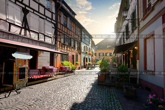 Cafes on street of Strasbourg in the morning, France. Стоковое фото, агентство Ingram Publishing / Фотобанк Лори