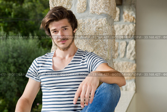 casual man. Стоковое фото, фотограф Rui Vale de Sousa / Smarterpix / Фотобанк Лори
