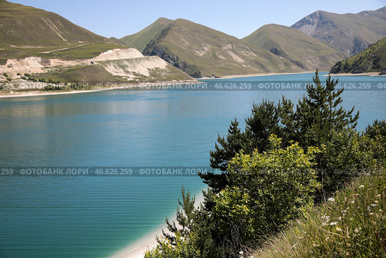 Чеченская Республика. Озеро Кезеной-Ам в Кавказских горах. Стоковое фото, фотограф Елена Афонина / ТАСС / Фотобанк Лори