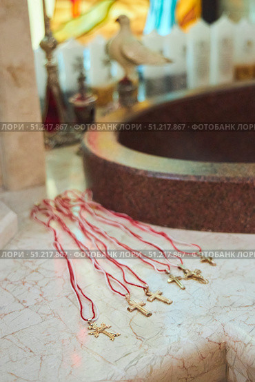 Christening in the Armenian Apostolic Church. Six crosses. Стоковое фото, фотограф Наталия Кирсанова / Фотобанк Лори