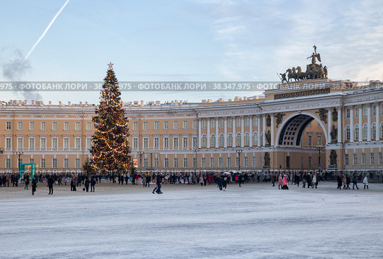 Christmas tree on Palace Square (2022 год). Редакционное фото, фотограф Юлия Бабкина / Фотобанк Лори