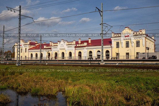 Chudovo railway station (2022 год). Редакционное фото, фотограф Юлия Бабкина / Фотобанк Лори