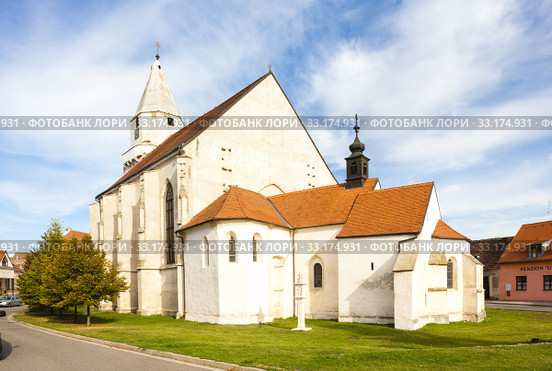 Church of St. Wolfgang in Hnanice, Czech Republic. Стоковое фото, фотограф Richard Semik / PantherMedia / Фотобанк Лори