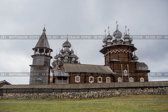 Church of the Transfiguration of the Lord on Kizhi Island, Russia, Republic of Karelia (2014 год). Редакционное фото, фотограф Photojuli / Фотобанк Лори