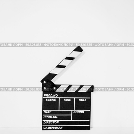 clapperboard white backdrop. Beautiful photo. clapperboard white backdrop. Стоковое фото, агентство Ingram Publishing / Фотобанк Лори
